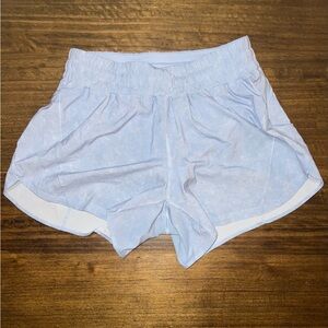 Lululemon Track That Short Mid Rise 5” in Gravel Dust Blue Linen Multi